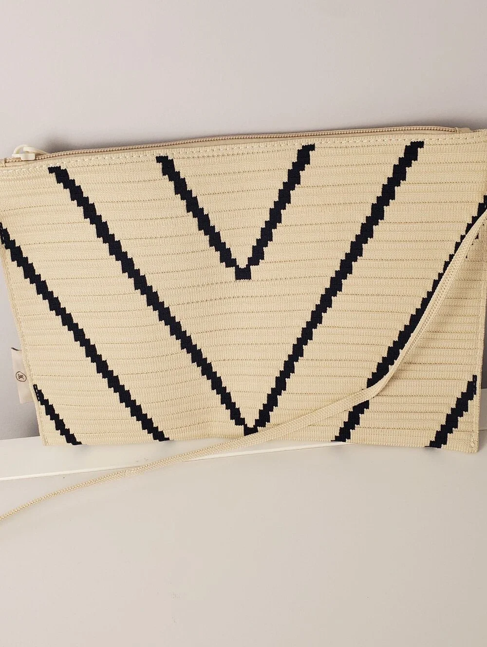 VIVAIA The Envelope Crossbody (Lucy)  Color: ivory chevron